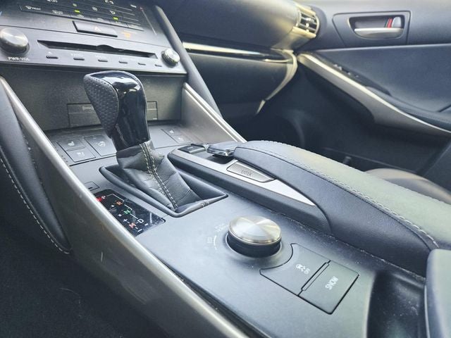 2017 Lexus IS 300