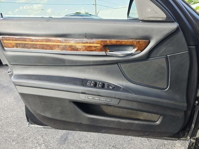2015 BMW 7 Series 750i