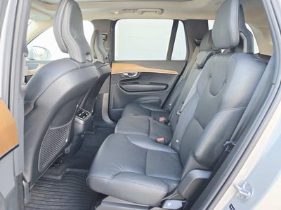 2024 Volvo XC90 B5 Plus