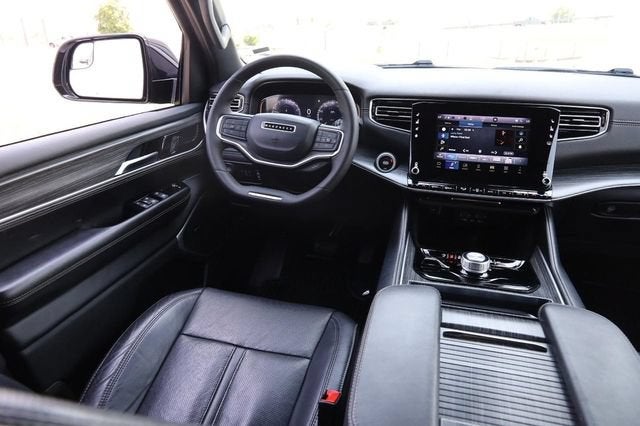 2024 Jeep Wagoneer Series II