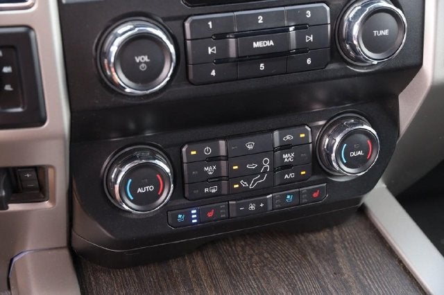 2021 Ford Super Duty F-250 SRW LARIAT