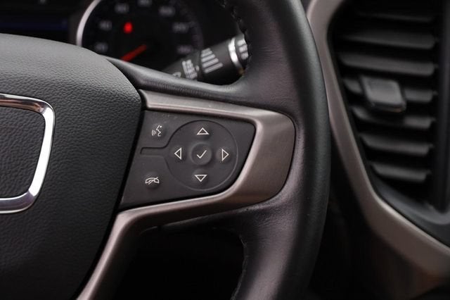2022 GMC Acadia AT4