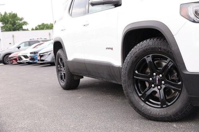 2022 GMC Acadia AT4
