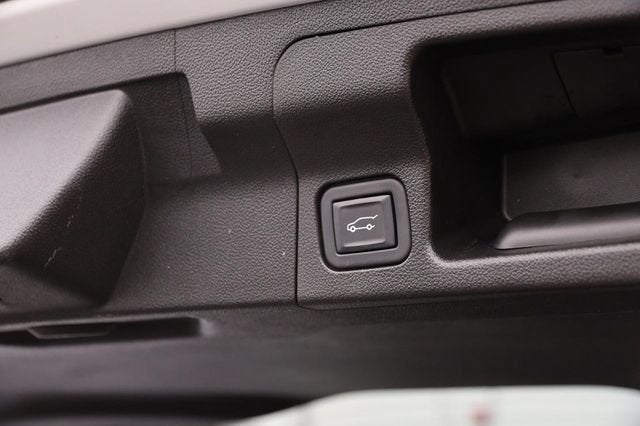 2022 GMC Acadia AT4