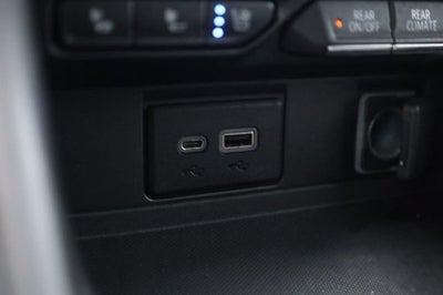 2022 GMC Yukon XL SLT