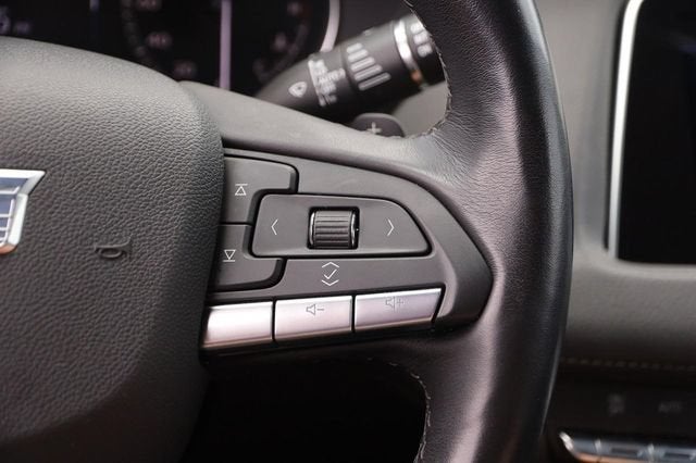 2023 Cadillac XT4 AWD Premium Luxury
