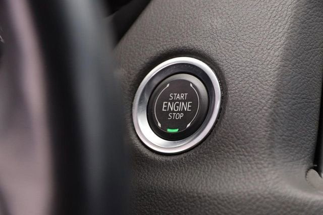 2023 Cadillac XT4 AWD Premium Luxury
