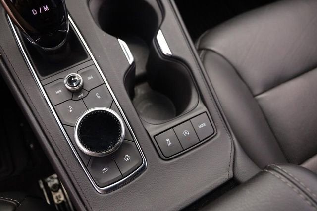 2023 Cadillac XT4 AWD Premium Luxury
