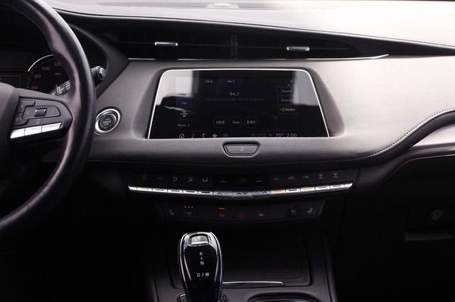 2023 Cadillac XT4 AWD Premium Luxury