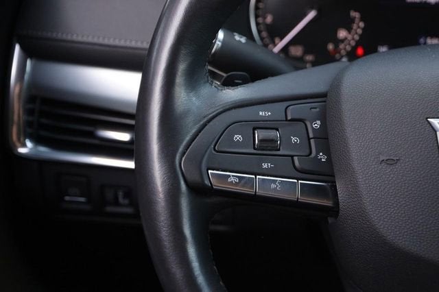 2023 Cadillac XT4 AWD Premium Luxury