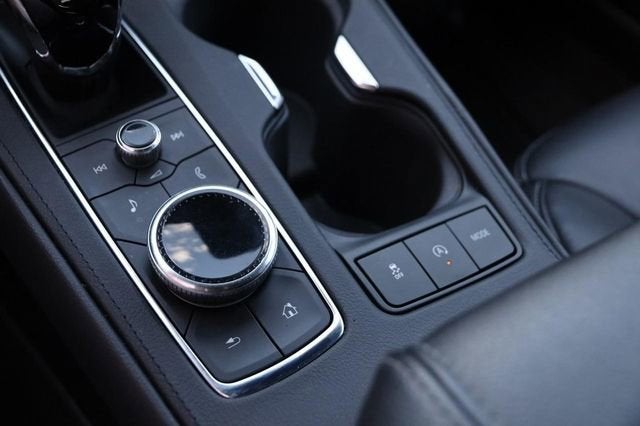2023 Cadillac XT4 AWD Premium Luxury