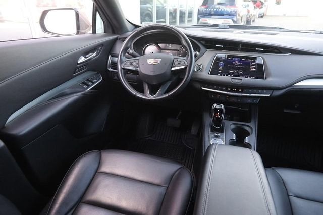 2023 Cadillac XT4 AWD Premium Luxury