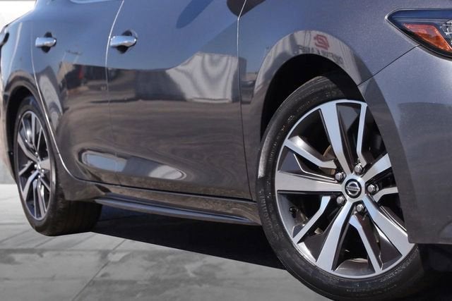 2019 Nissan Maxima SV