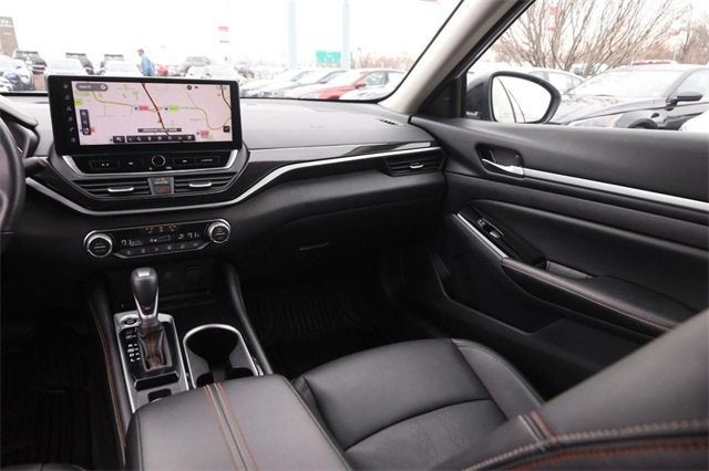 2024 Nissan Altima 2.0 SR