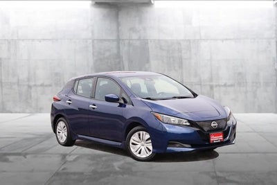 2025 Nissan LEAF S