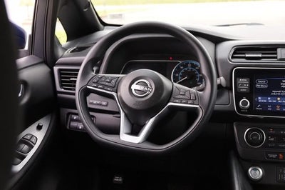 2025 Nissan LEAF S