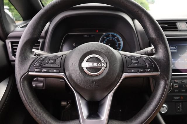 2025 Nissan LEAF S