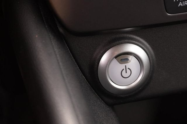 2025 Nissan LEAF S