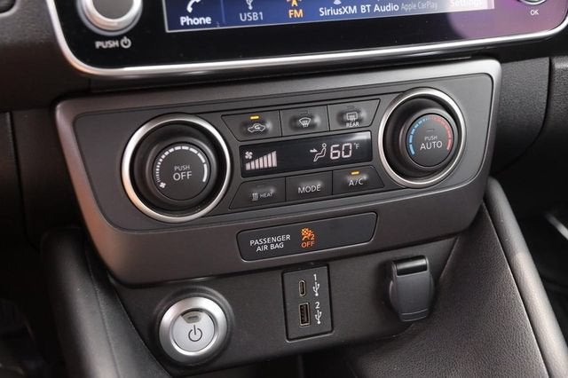 2025 Nissan LEAF S