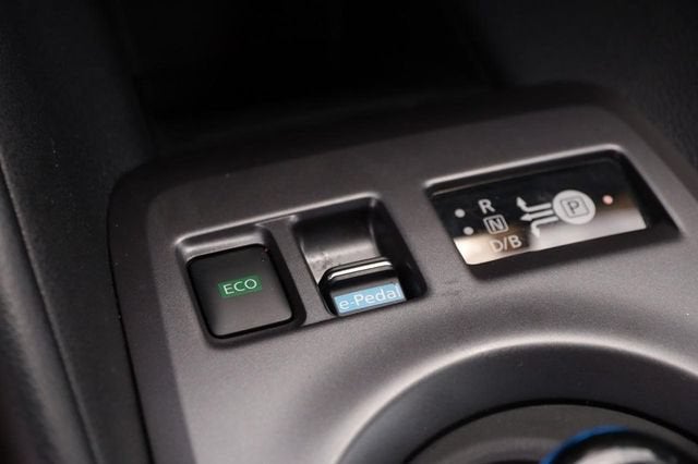 2025 Nissan LEAF S