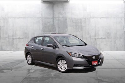 2025 Nissan LEAF S