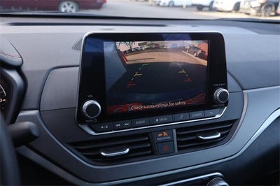 2025 Nissan Altima SR