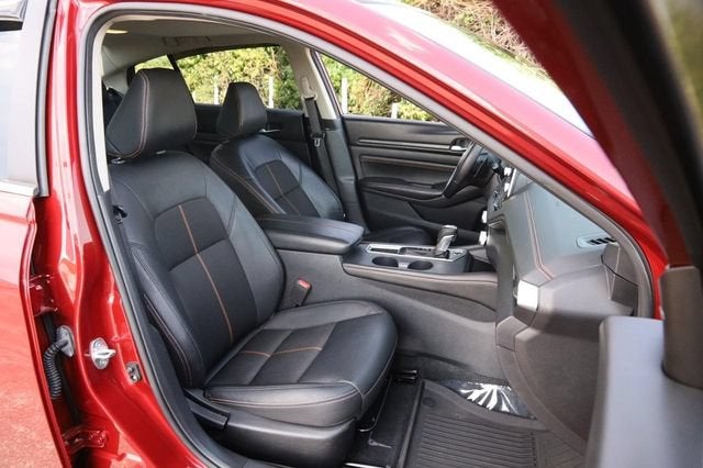 2021 Nissan Altima 2.5 SR