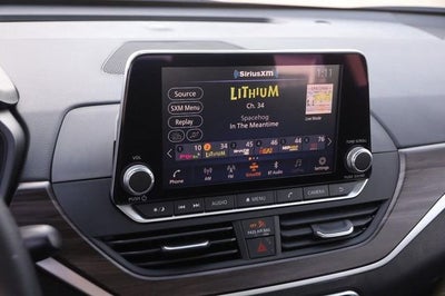 2025 Nissan Altima SV