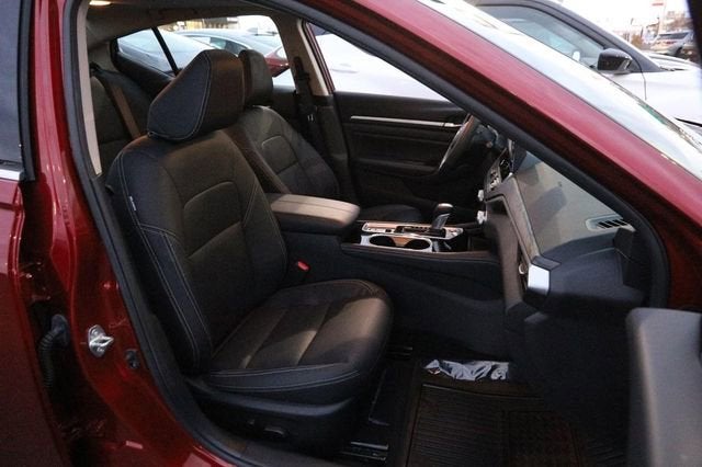 2025 Nissan Altima SL