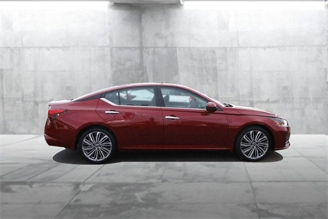 2025 Nissan Altima SL