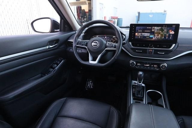 2025 Nissan Altima SL