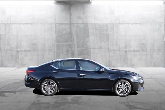 2025 Nissan Altima SL