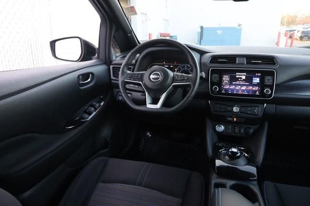 2024 Nissan LEAF SV PLUS