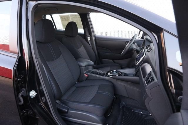 2024 Nissan LEAF SV PLUS