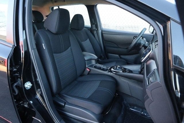 2024 Nissan LEAF SV PLUS