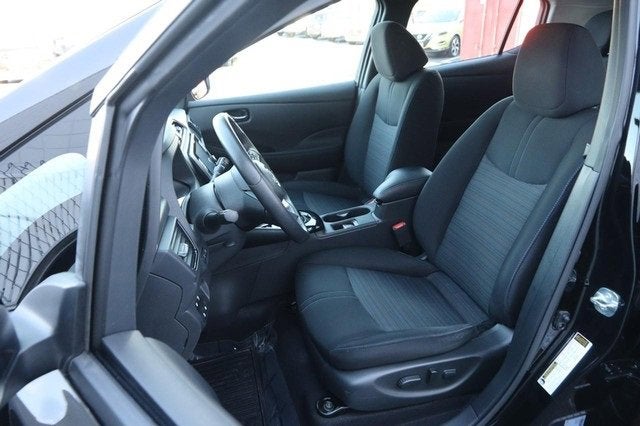 2024 Nissan LEAF SV PLUS