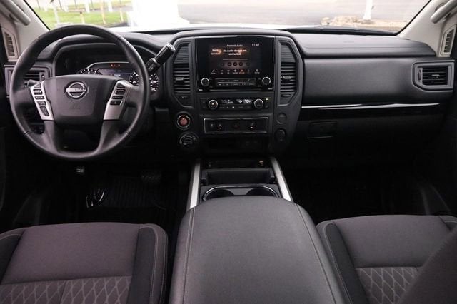 2024 Nissan Titan SV