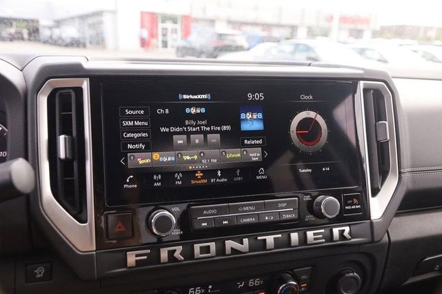 2025 Nissan Frontier SV