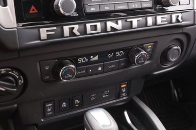 2025 Nissan Frontier SL