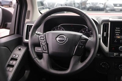2025 Nissan Frontier SL