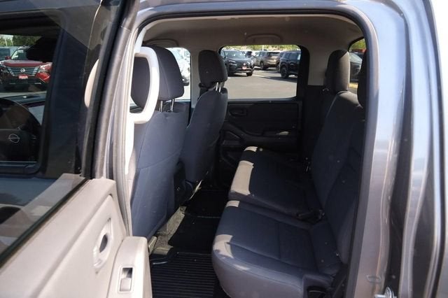 2023 Nissan Frontier S