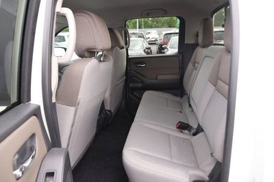 2024 Nissan Frontier SV