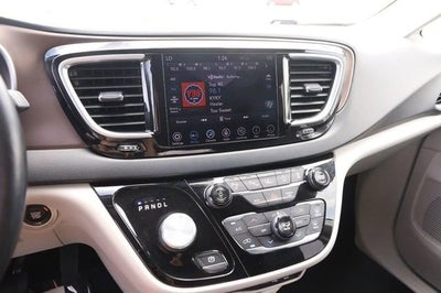 2019 Chrysler Pacifica Touring L Plus