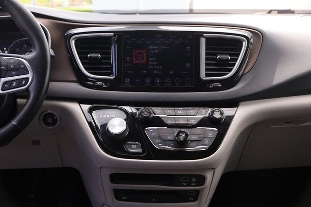 2019 Chrysler Pacifica Touring L Plus