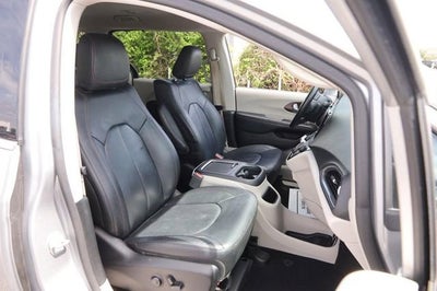 2019 Chrysler Pacifica Touring L Plus