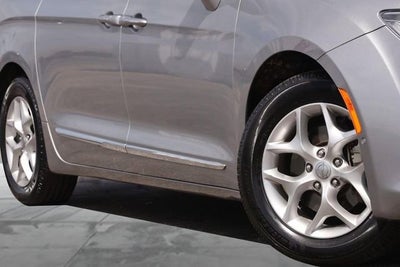 2019 Chrysler Pacifica Touring L Plus
