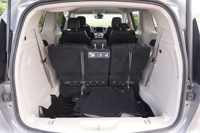 2019 Chrysler Pacifica Touring L Plus