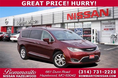 2017 Chrysler Pacifica Touring-L Plus
