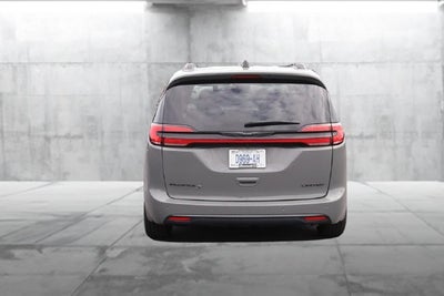 2025 Chrysler Pacifica Limited