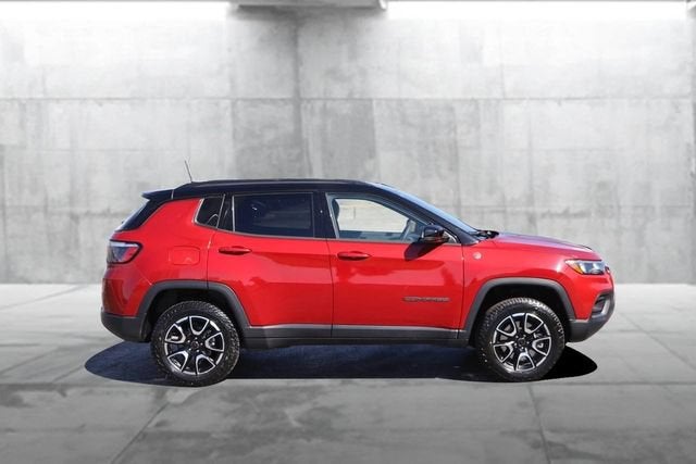 2025 Jeep Compass Trailhawk